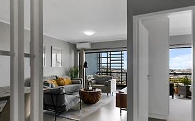 Two Bedroom Luxury Apartment, Century City - Backup Power